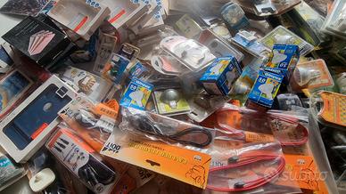 Stock Elettronica e Accessori Smartphone 218 Pezzi