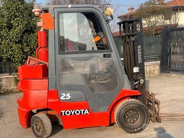 S79 Muletto 25 q Toyota