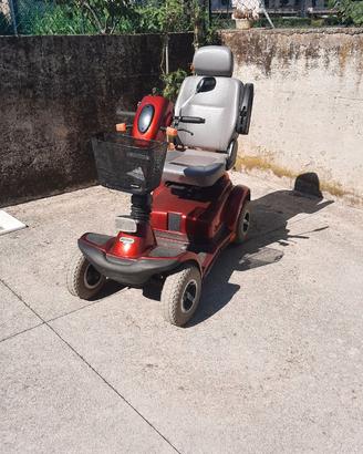 scooter elettrrico  per anziani e disabili