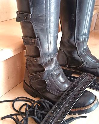 Stivali originali da motociclista dei Carabinieri