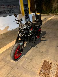 Ducati Monster 937 +
