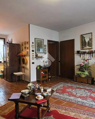 3 LOCALI A MARCARIA