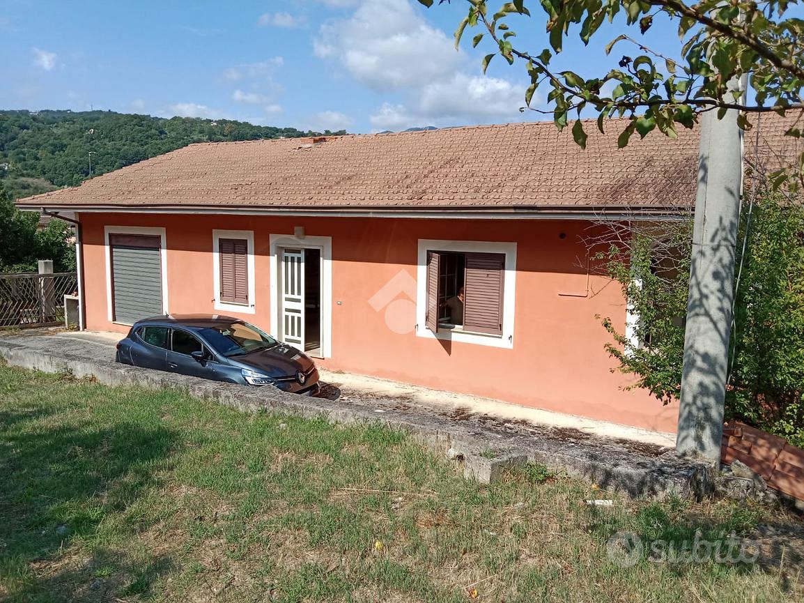 Casa – Castelfranci, Villaggio Sant'Eustachio, Avellino - Vista 5