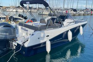 JEANNEAU CAP CAMARAT 6.5 WA CON YAMAHA 150