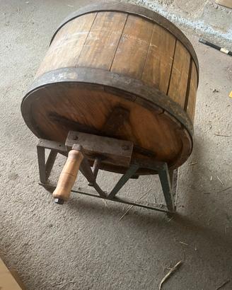 Zangola per burro artigianale