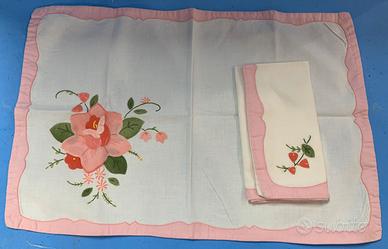 Tovaglietta Con Tovagliolo