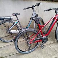 Due ebike touring motore Bosch al prezzo di una