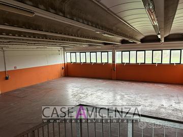 PORZIONE DI CAPANNONE D'ANGOLO