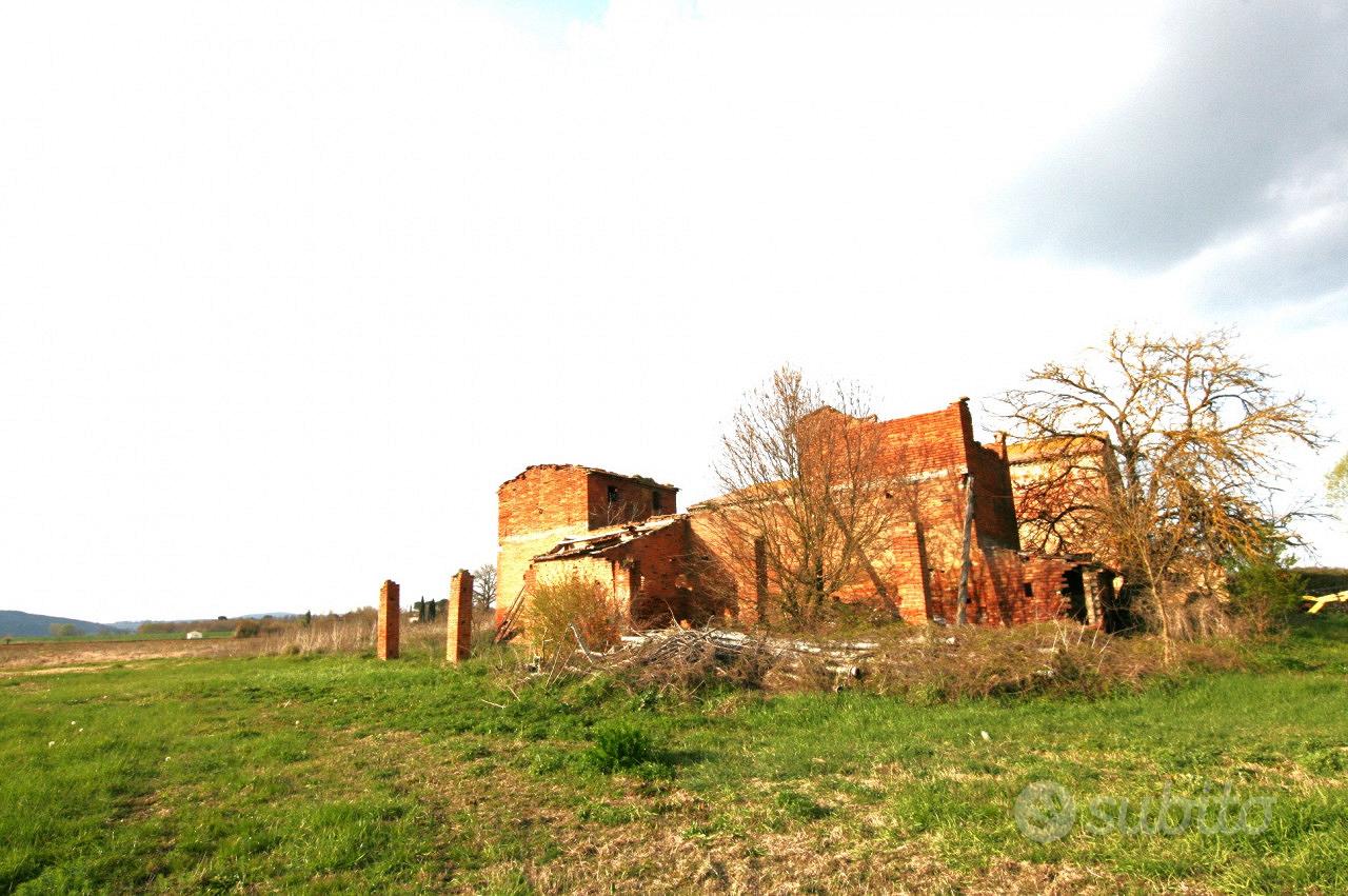 CL112 - Affascinante Rustico Casale da Ristruttura - Altro