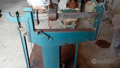 Bilancia a bascula antica 300Kg completa di pesi