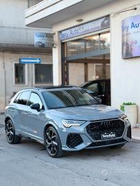Audi RS Q3 2.5 quattro s-tronic con TETTO APRIBILE