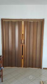 porta a soffietto in legno