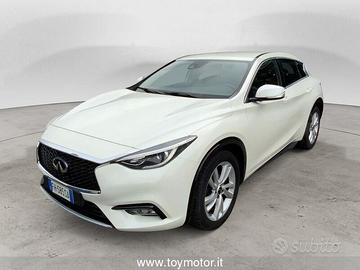 Infiniti Q30 1.5 diesel Premium