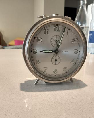 Orologio sveglia da tavolo a corda vintage 