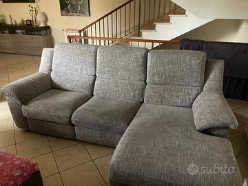 DIVANO 3 POSTI CON SCESLONG POLTRONE SOFA'