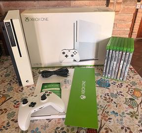 Xbox One S 2TB + 8 Giochi