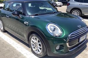 Mini 1.5 Cooper D Business XL 3pt km veri