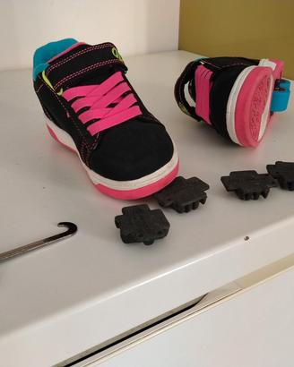 scarpe con rotelle n. 30