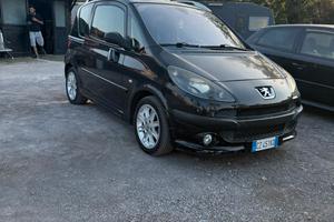Peugeot 1007