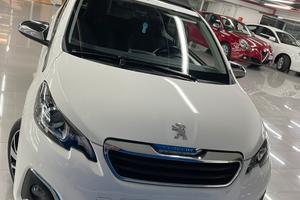 Peugeot 108 1.0 Vti CABRIO full optional 30000km