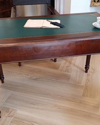 Elegante scrivania stile Vittoriano 1900