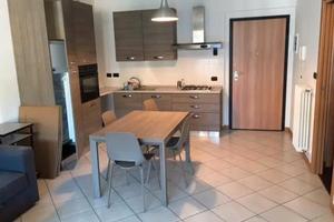 Bilocale ad Oggiono con balcone e garage