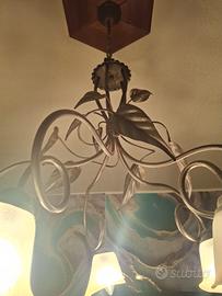 Lampadario in ferro battuto nero 