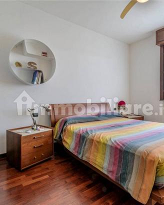 Letto contenitore e armadio