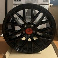 Kit Cerchi 18'' MAM