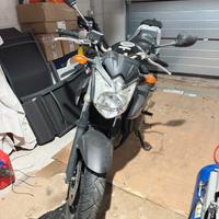 Yamaha xj6 600