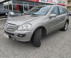 MERCEDES-BENZ ML 320 CDI Sport autom. -LEGGERE N