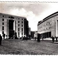 Cartolina Napoli Piazza Matteotti 1956