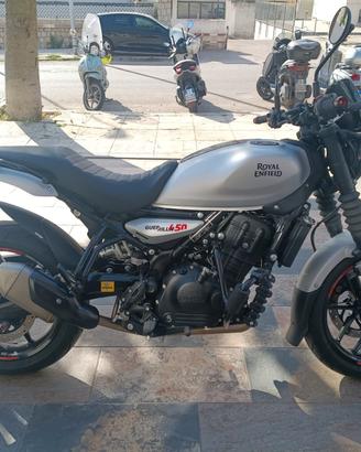 Royal Enfield Guerrilla 450