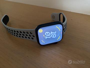 APPLE Watch Serie 7 45mm + Cinturini e accessori