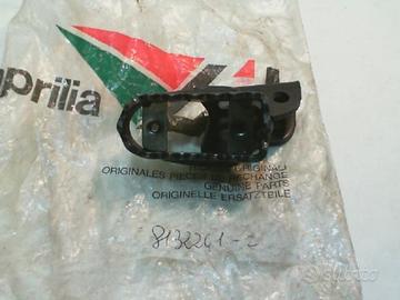 PEDANA SINISTRA NERA TUAREG RALLY ETX WIND APRILIA