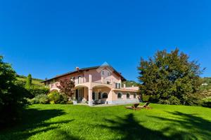 CASA DI CORTE A PECETTO TORINESE