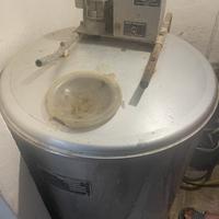 Frigorifero per latte