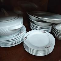 Servizio piatti in porcellana Bavaria Winterling. 