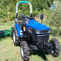 Trattore farmatrac