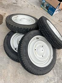 Gomme e cerchi  per citroen 2cv , diane 6 e mehari