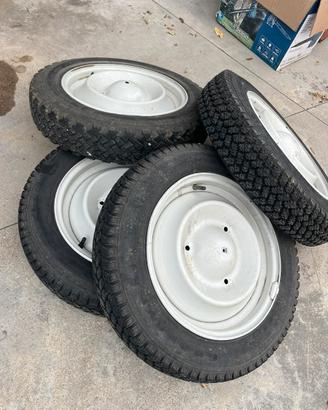 Gomme e cerchi  per citroen 2cv , diane 6 e mehari