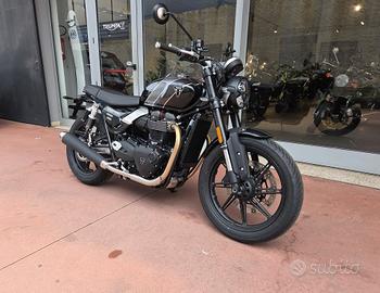 Triumph Speed Twin 900 Phantom Black / Aurum Gold