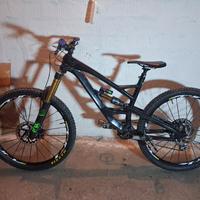 Yt capra cf 