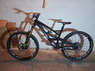 Yt capra cf 