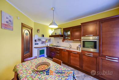 Cucina Snaidero. divano Divani & Divani e altro