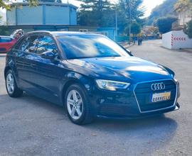 Audi A3 SPB 30 TDI S tronic Business