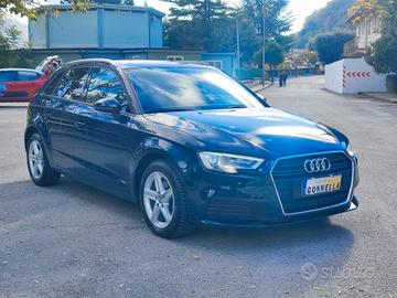 Audi A3 SPB 30 TDI S tronic Business