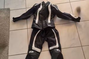 Giacca da moto in pelle +Pantaloni