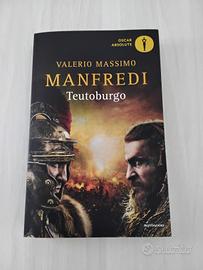 Libro Teutoburgo di Valerio Massimo Manfredi