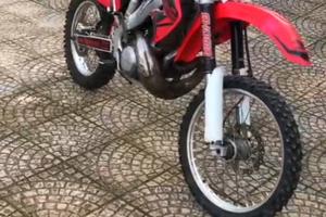 Honda cre 250 2 tempi targata 2004